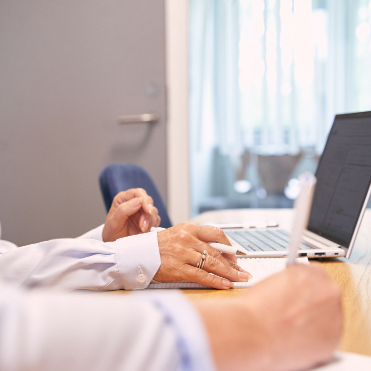 Godt arbejdsmiljø – hvorfor det er vigtigt, og hvordan I styrker det